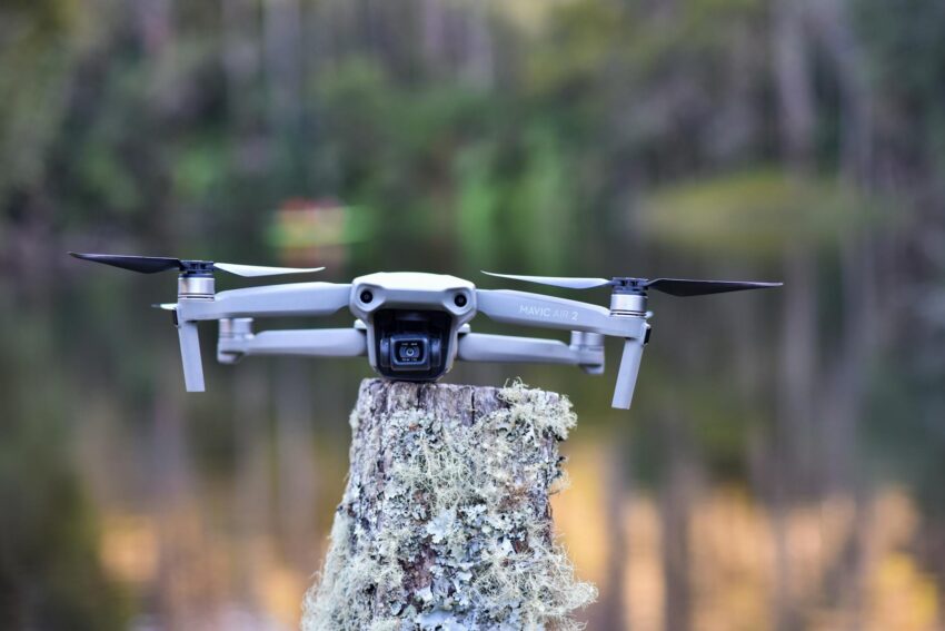 Femeile din Ucraina devin producătoare de drone în război