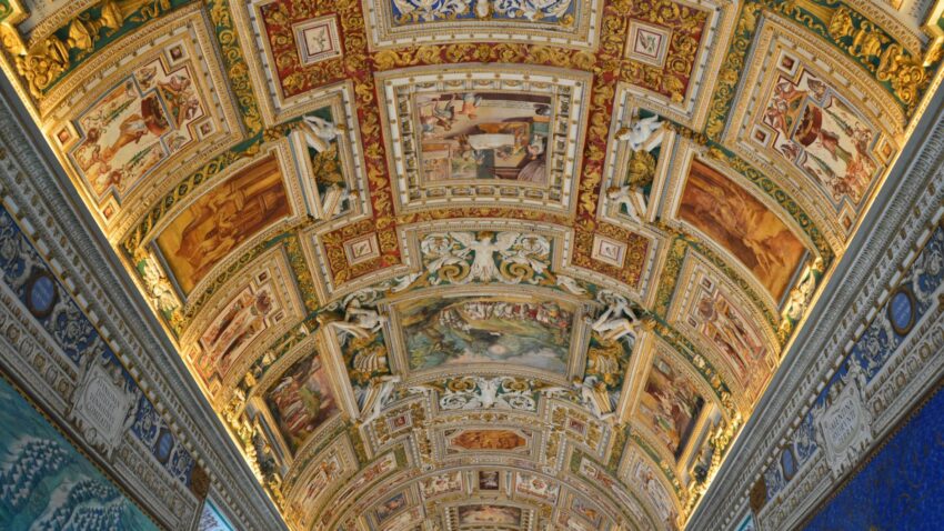 Papa Leon al XIV-lea se mută în Palatul Apostolic din Vatican