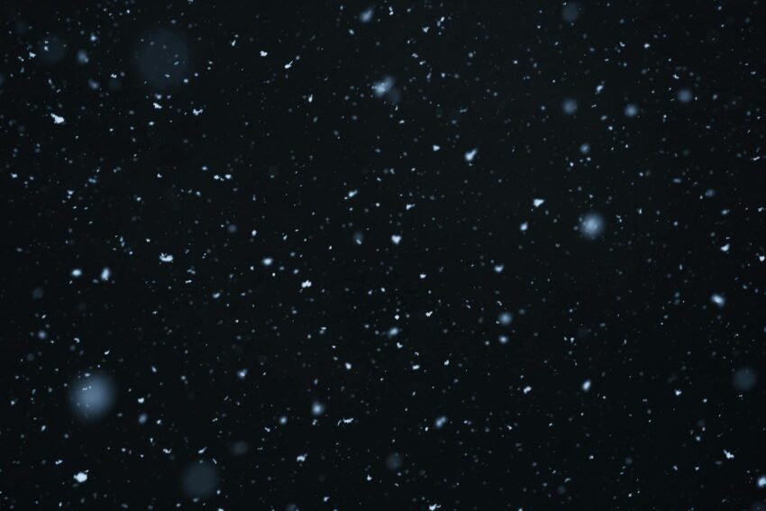 Vreme extremă în SUA: Viscol și inundații afectează milioane de oameni