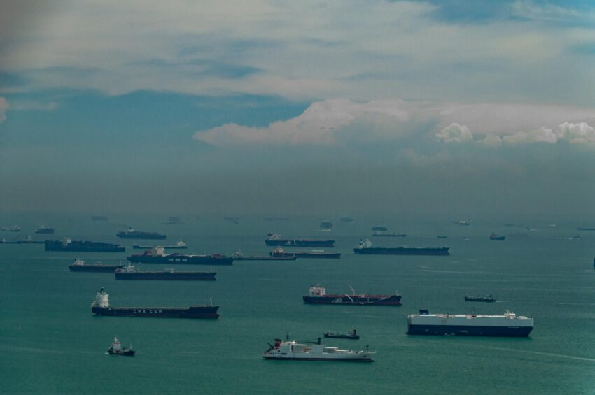 Criza din Strâmtoarea Ormuz: Iranul blochează din nou traficul maritim