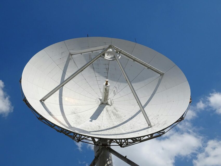 Iranul folosește satelit chinez pentru a spiona bazele americane