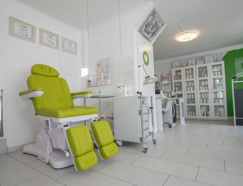 Moartea unei femei după o intervenție estetică la București