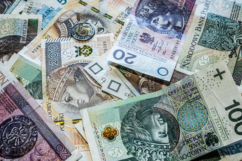 România trebuie să atragă 10 miliarde de euro prin PNRR