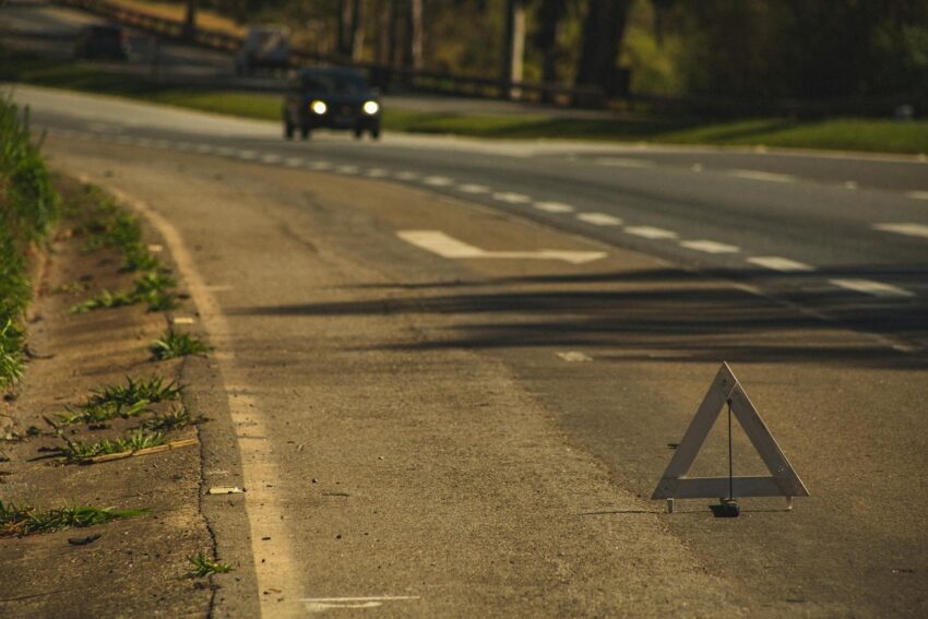 Accidente de mașină pe autostrăzi: Cauze și consecințe