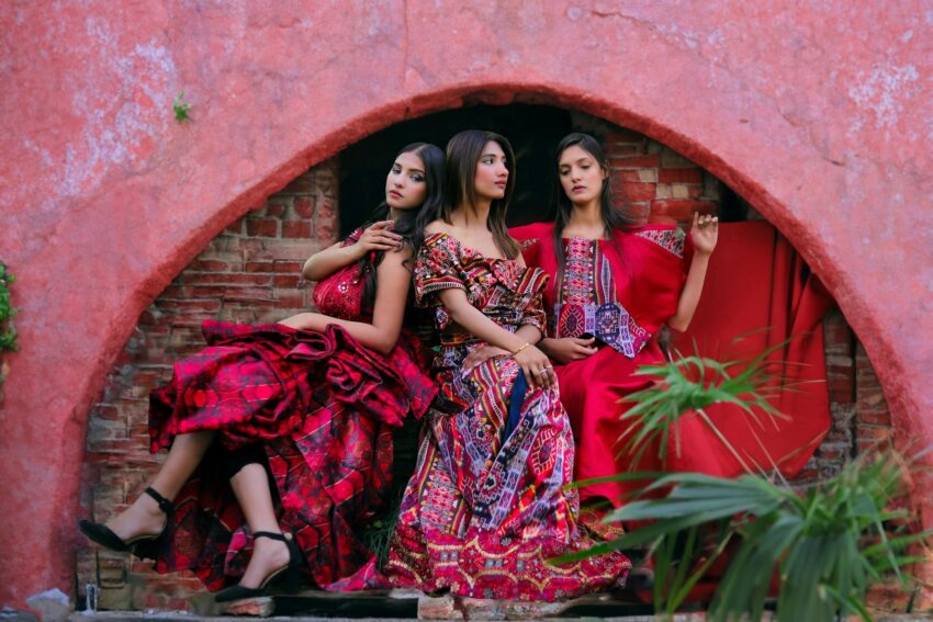 Editorial Fashion ELLE: Genul nu e o croială în moda contemporană
