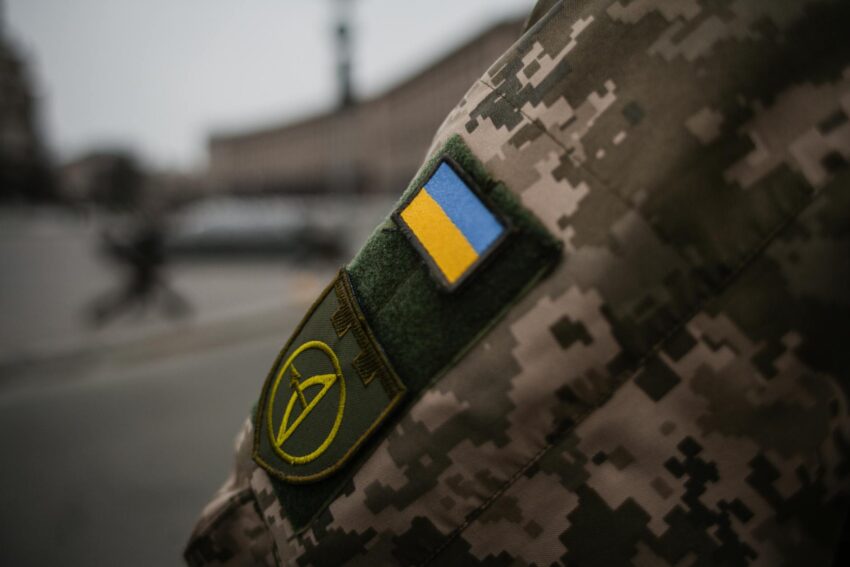 Liderii NATO se întâlnesc la București pentru securitatea flancului estic