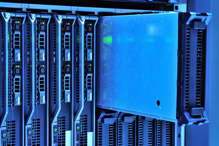 Organizarea Echipamentelor IT cu Rack-uri de 19 Inch