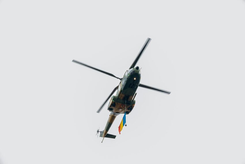Pilot Roman Decorat pentru Doborârea Dronei în Estonia
