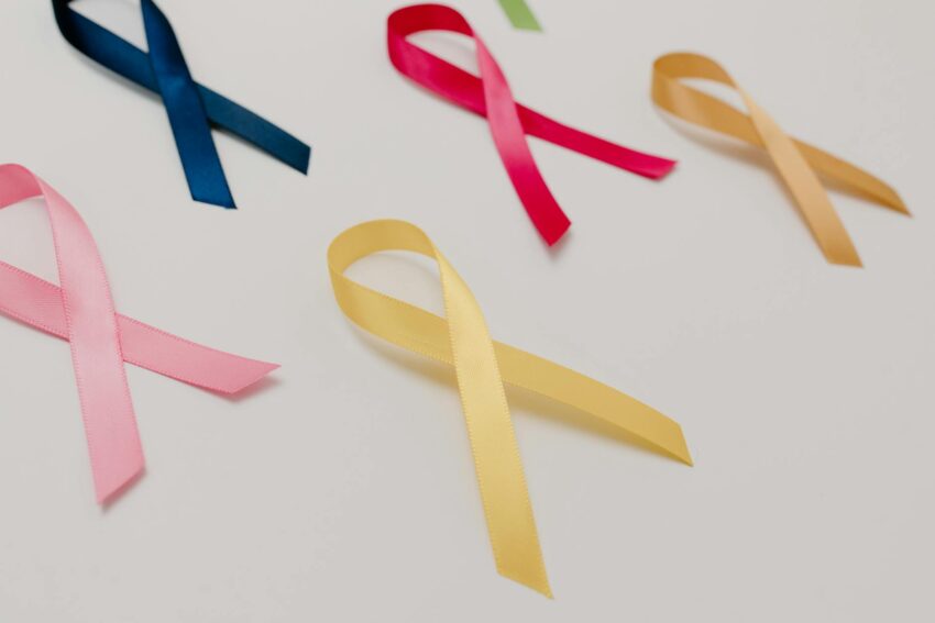 Prezentatoarea TV Sara Gore anunță diagnosticul de cancer la sân în direct
