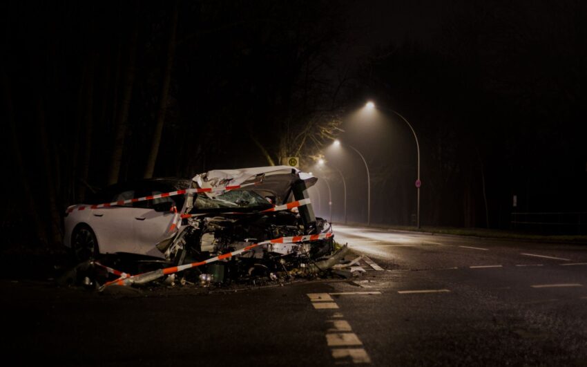 Accident mortal în Iași: șofer de 82 ani lovește frontal un TIR