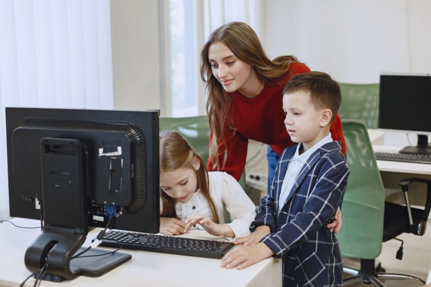 Eugen Tomac vrea o unire educationala intre Romania si Republica Moldova