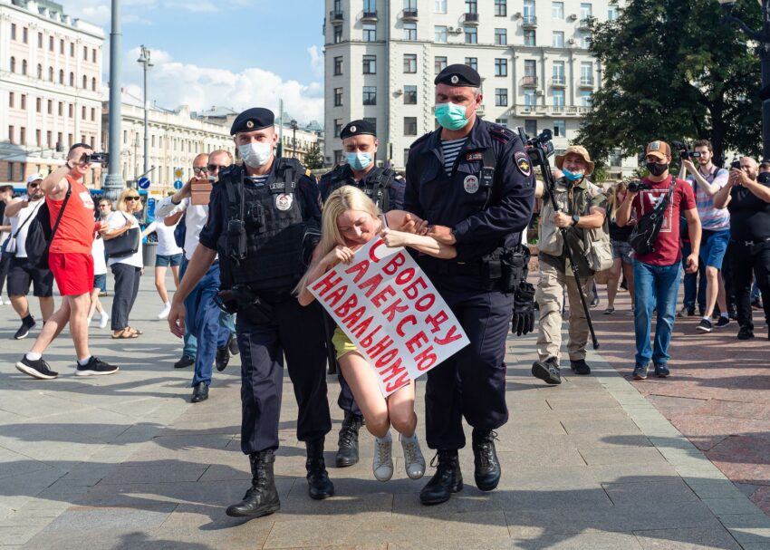 Londra respinge acuzele lui JD Vance privind imigrația și violența