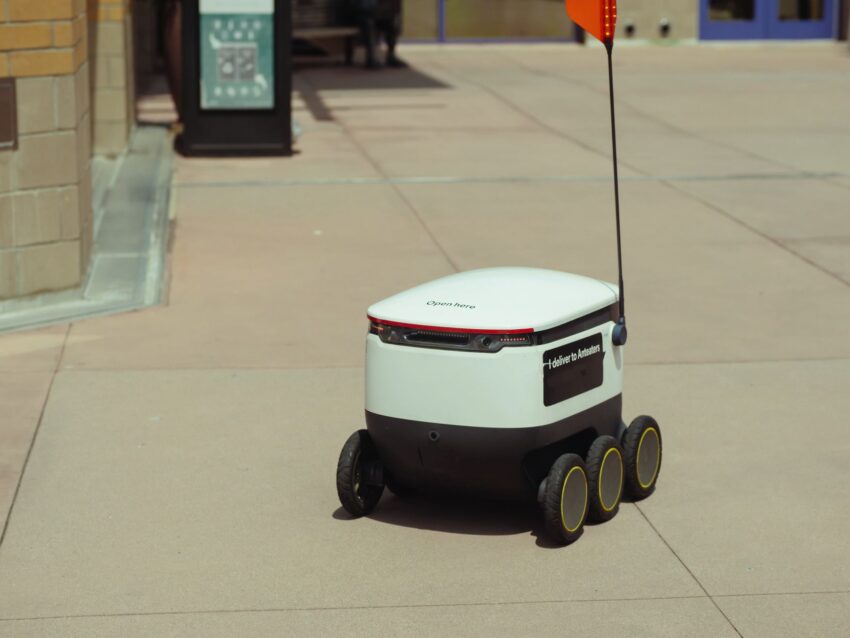 Robotul Cerșetor din China: O Nouă Realitate Tehnologică