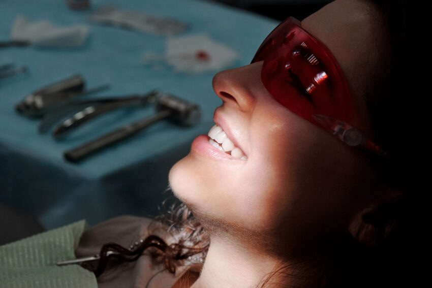 Soluții dentare moderne pentru un zâmbet sănătos la orice vârstă