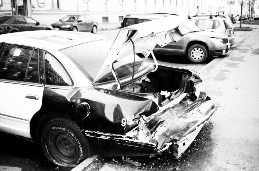 Accident grav în Constanța: Autocar lovește mașină de poliție
