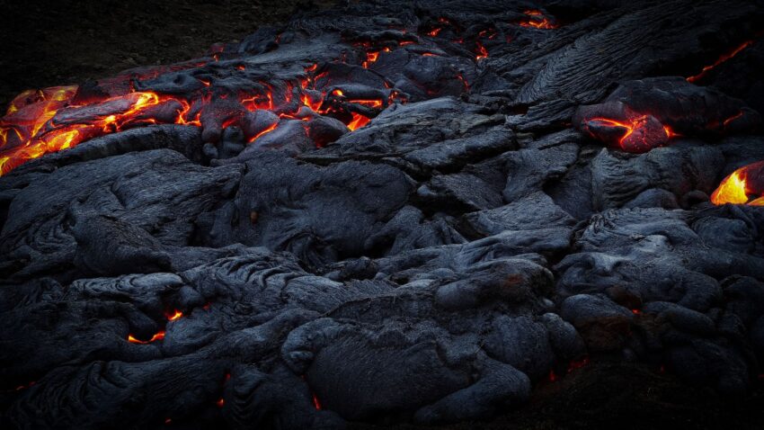 Atenționare de călătorie pentru Italia din cauza erupției vulcanului Etna