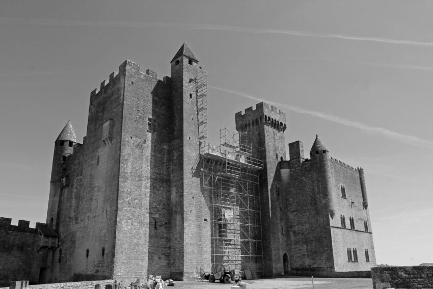 Castelul Teleki redeschis după restaurare, o comoară a Mureșului