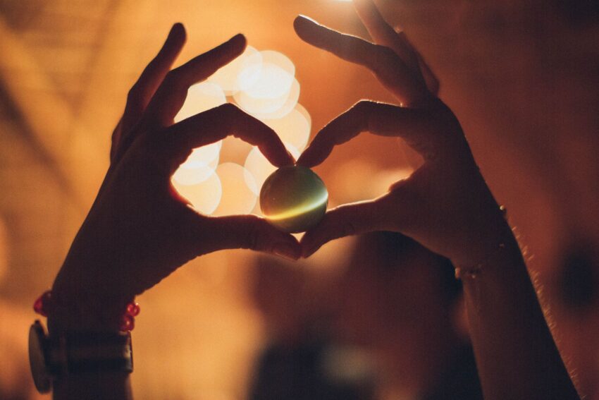 Horoscop 12 iulie 2026: Ziua magică în dragoste și creativitate