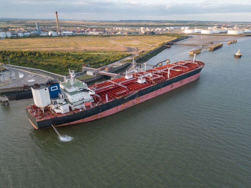 Instalarea sistemelor de detecție a dronelor maritime în Portul Constanța