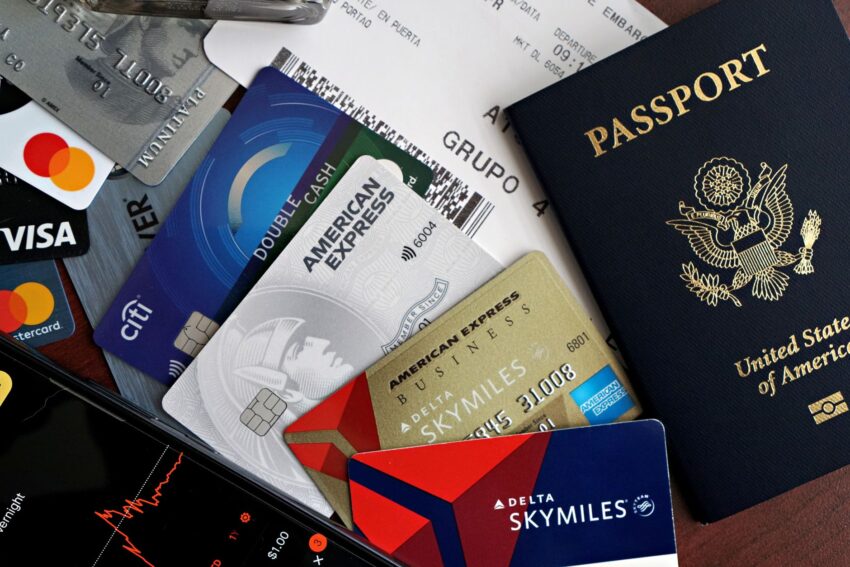 Reguli stricte pentru utilizarea telefonului în aeroporturi internaționale